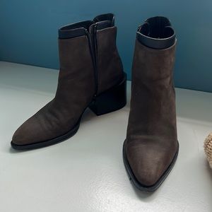 Vince booties size 8